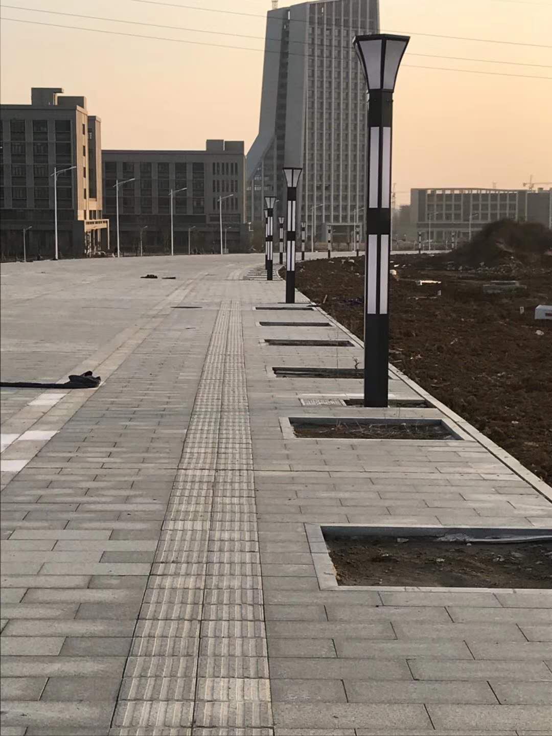 LED路燈、庭院燈、景觀(guān)燈_ led路燈價(jià)格